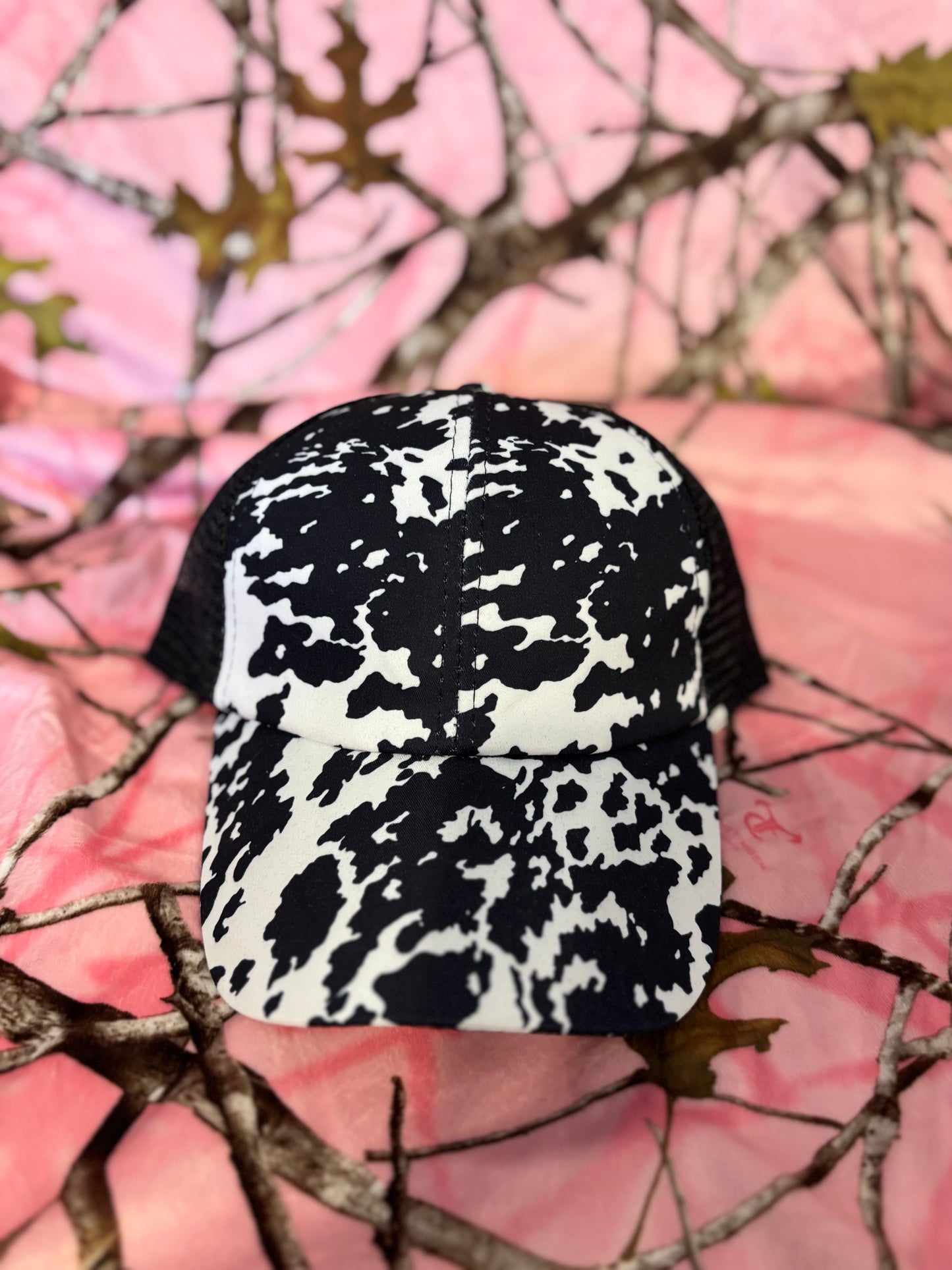 Pony tail ball cap - Cow print w/ Black back